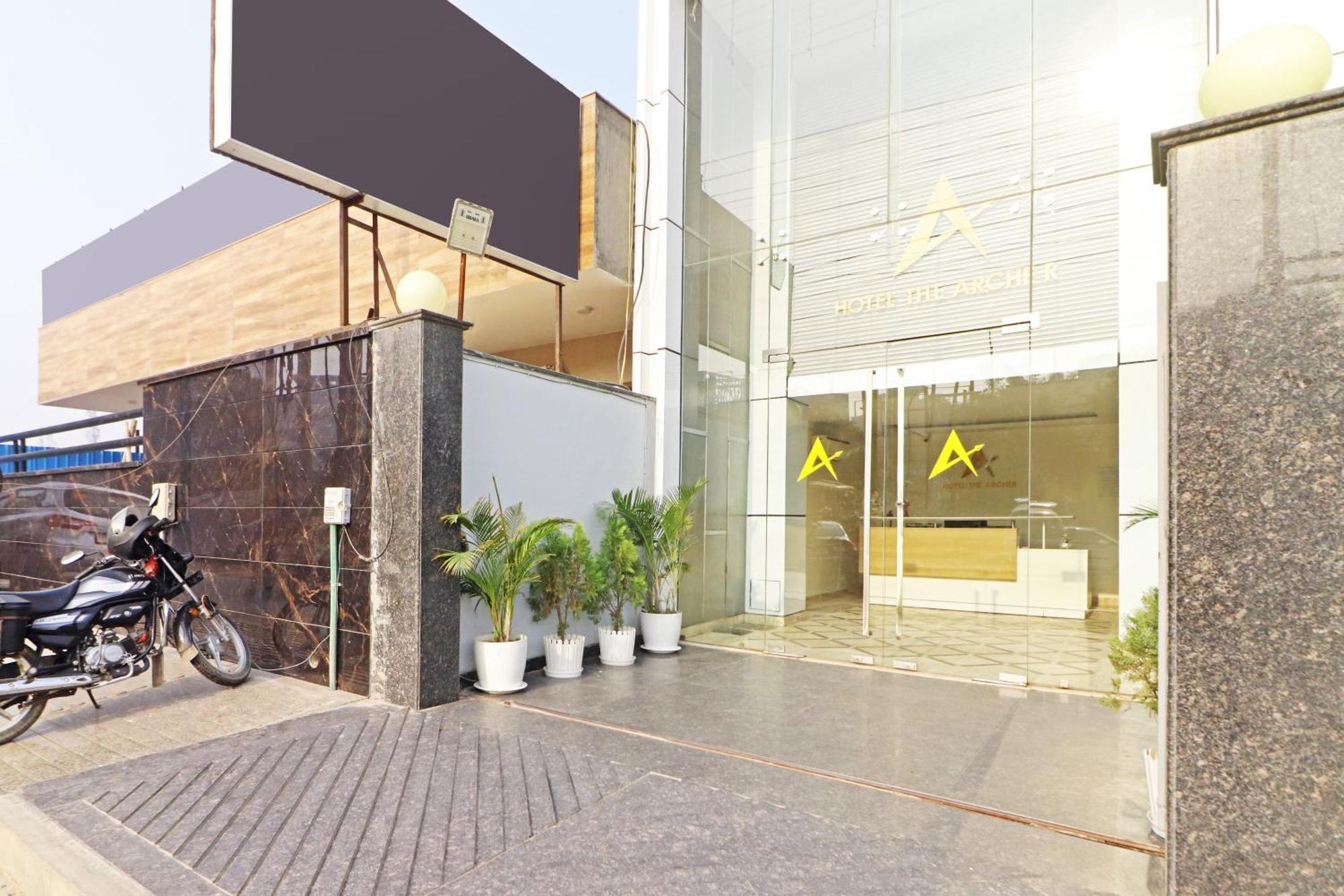 Hotel The Archer Artemis Hospital Road Sector 52 古尔冈 外观 照片
